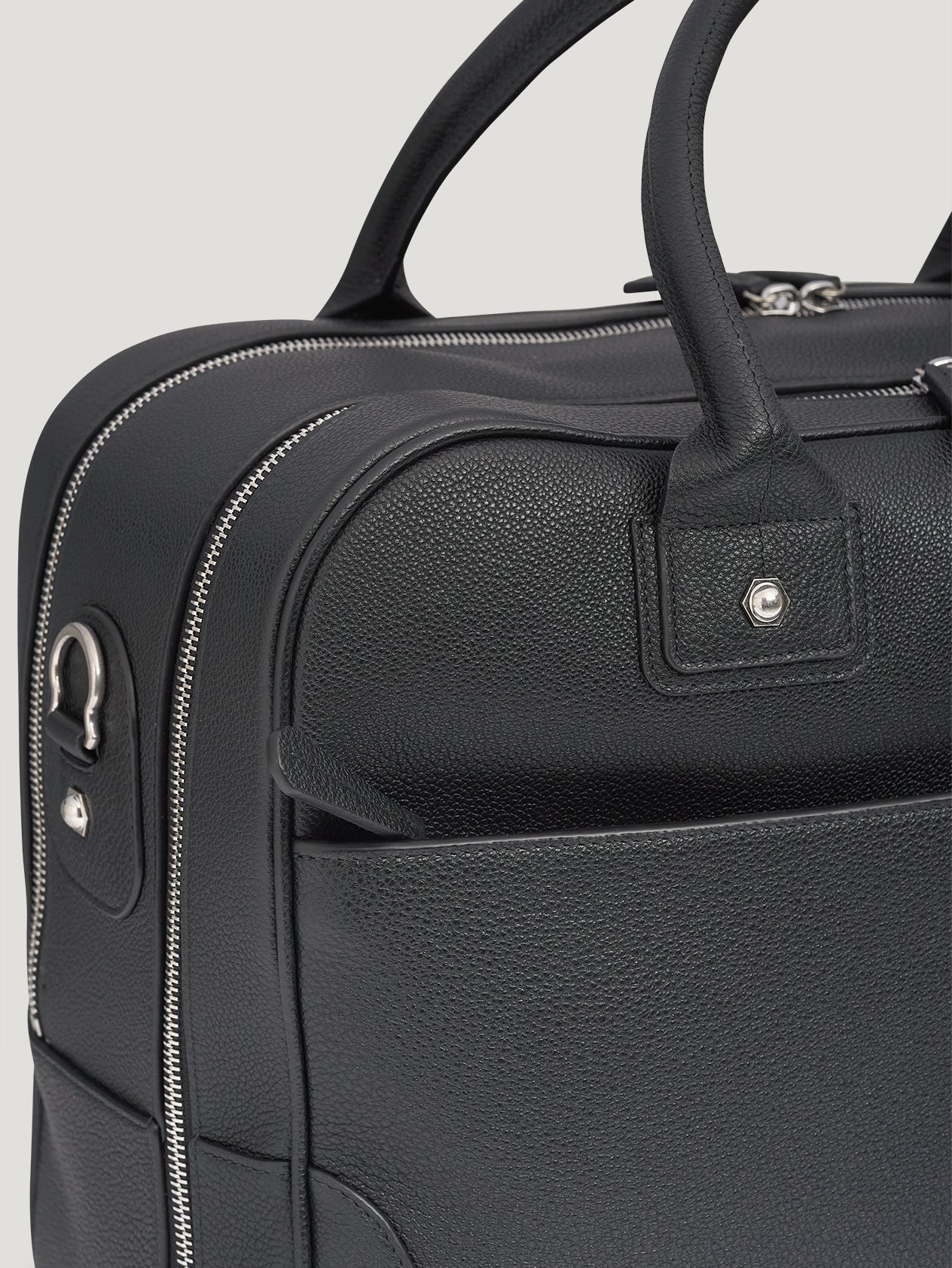 Black 48 Hour Bag - Image 3