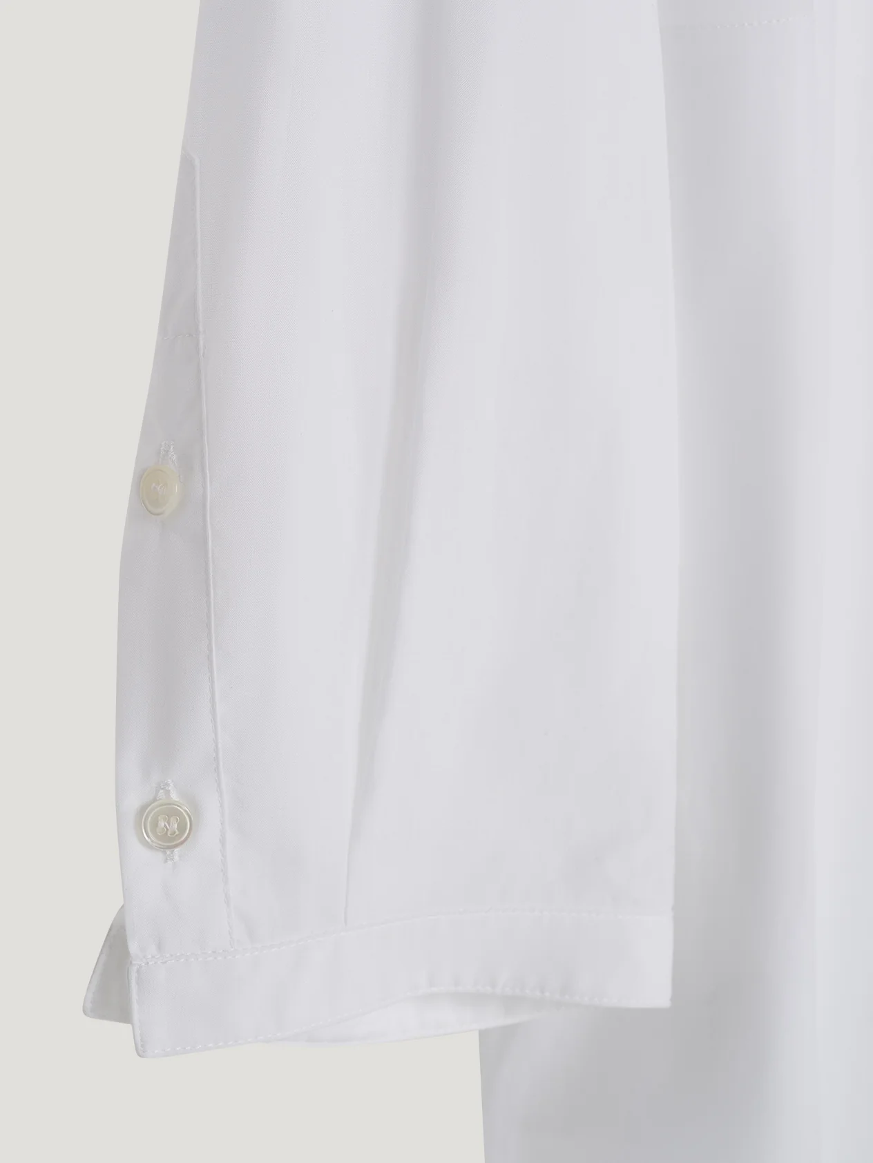 White Liquette - Image 4