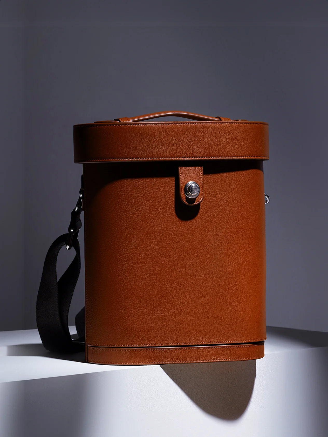 Tan Drinks Case - Image 2