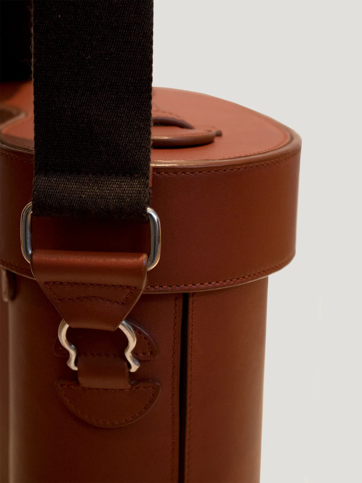 Tan Drinks Case - Image 7