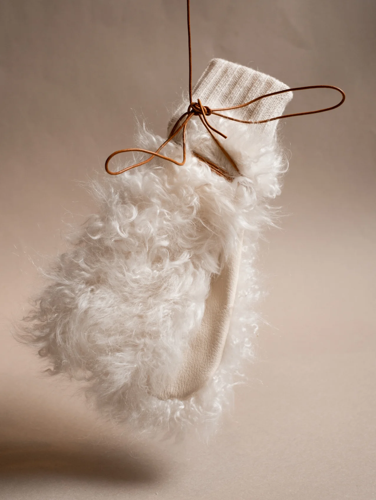 White Cashmere Fleece Mitten - Image 2