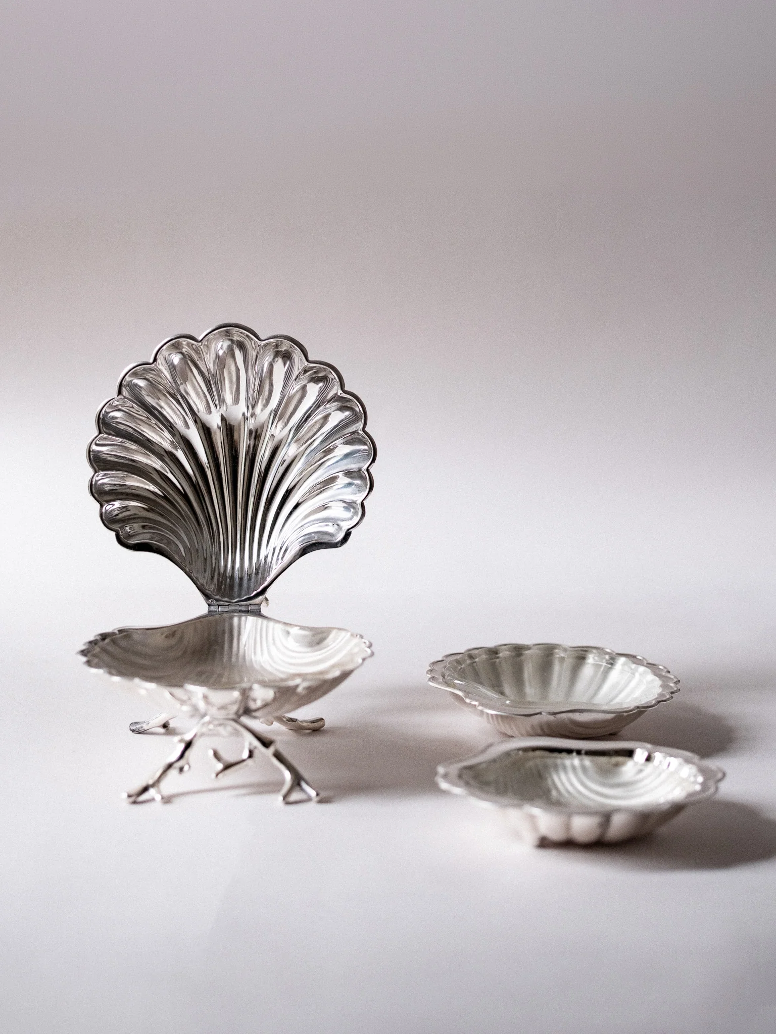 Clam Shell Silver Plate Set