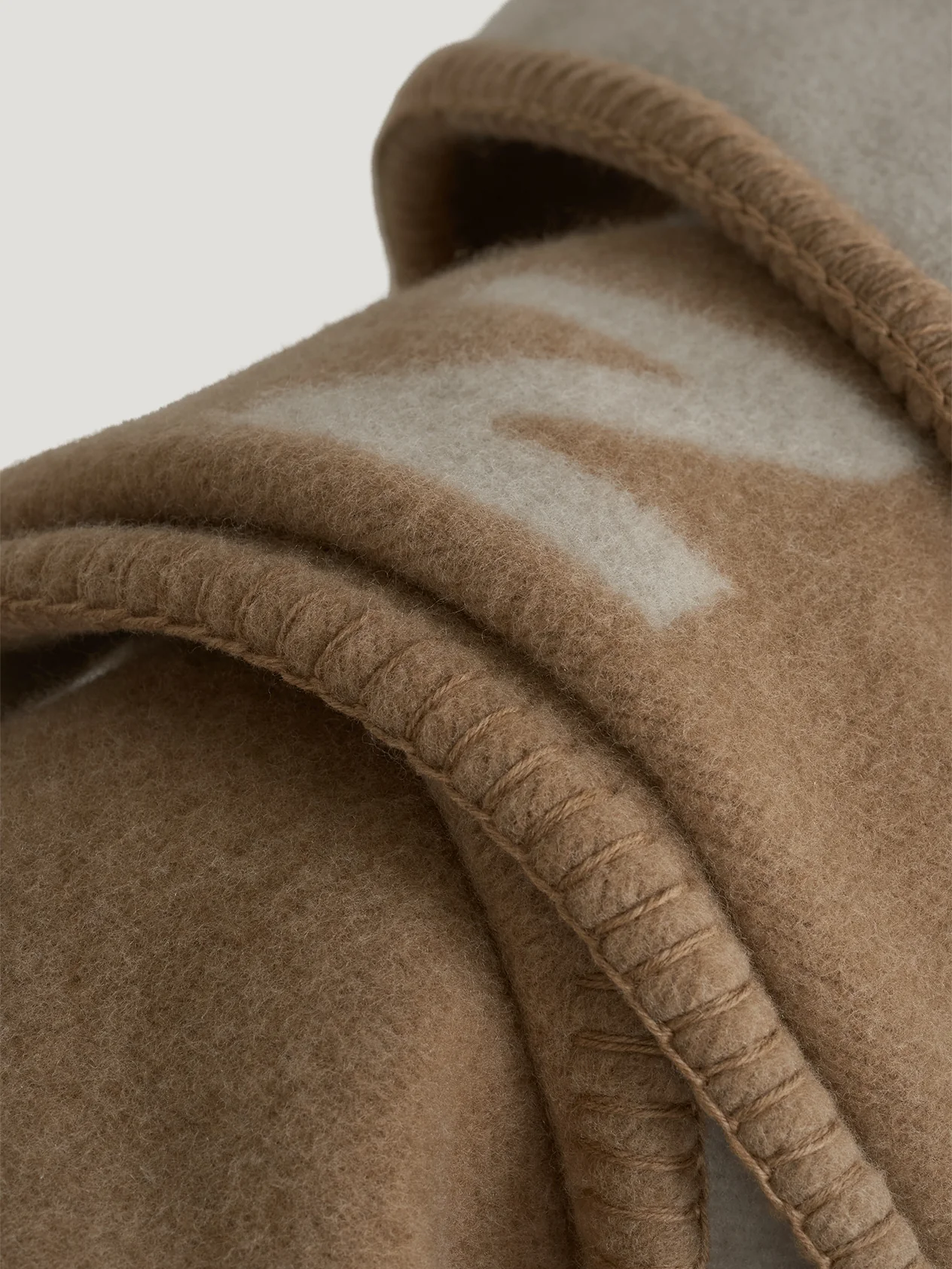 Natural Connolly CB Blanket - Image 4