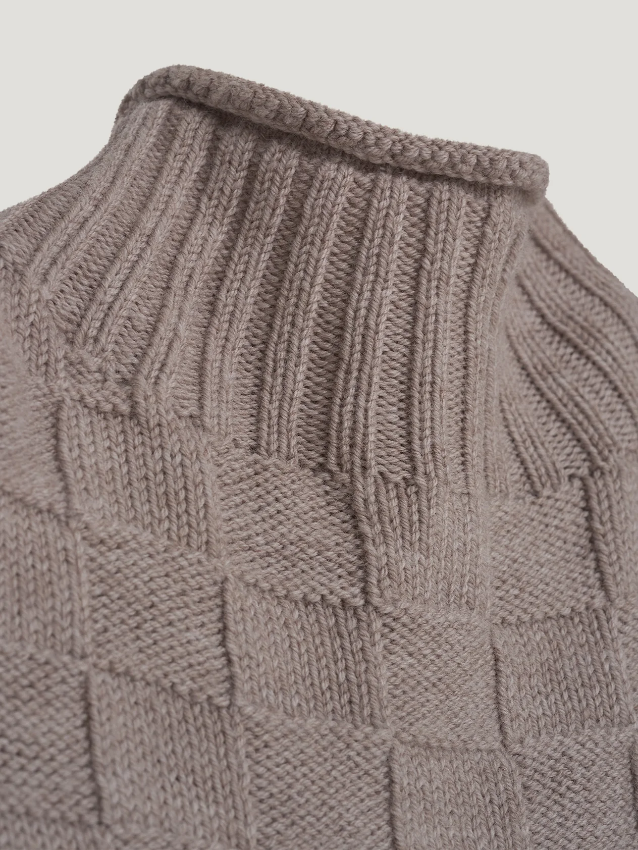 Natural Deck Sweater - Image 13