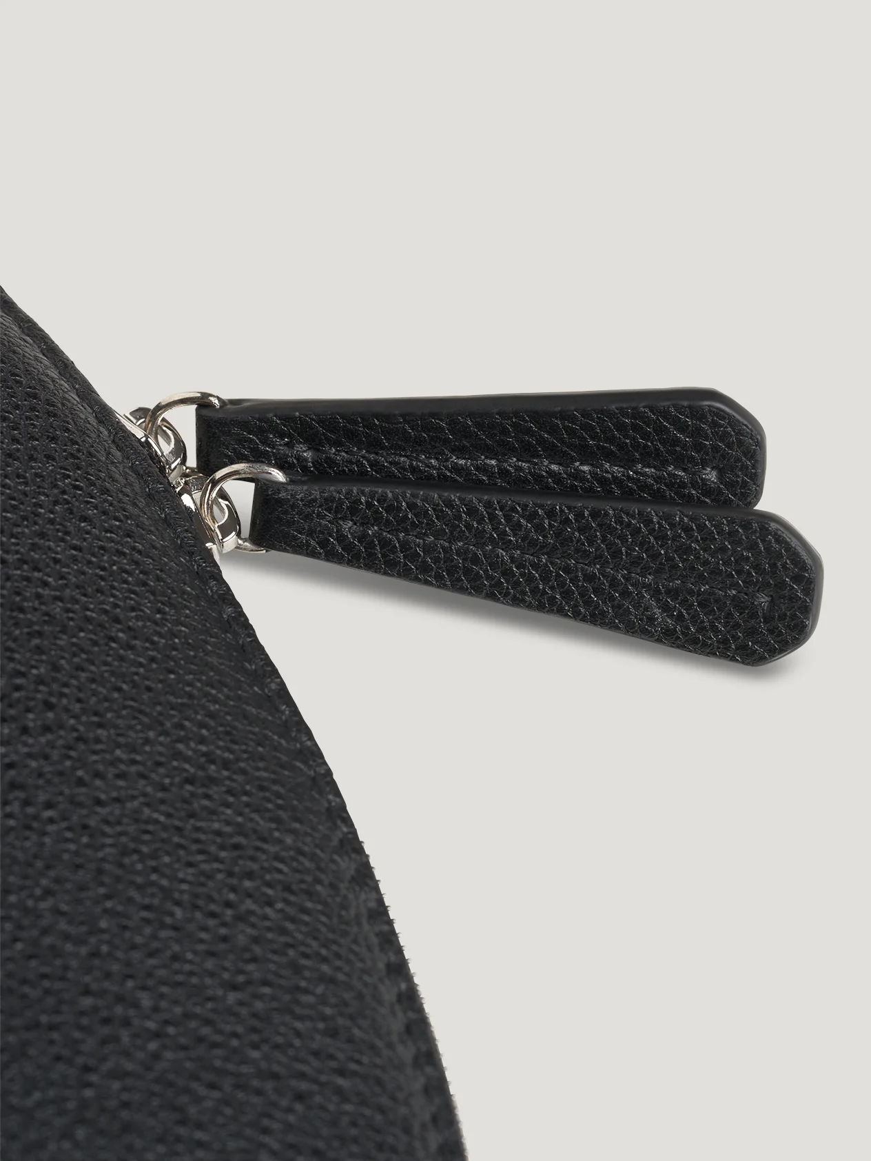 Black Large Travel Pouch - Image 5
