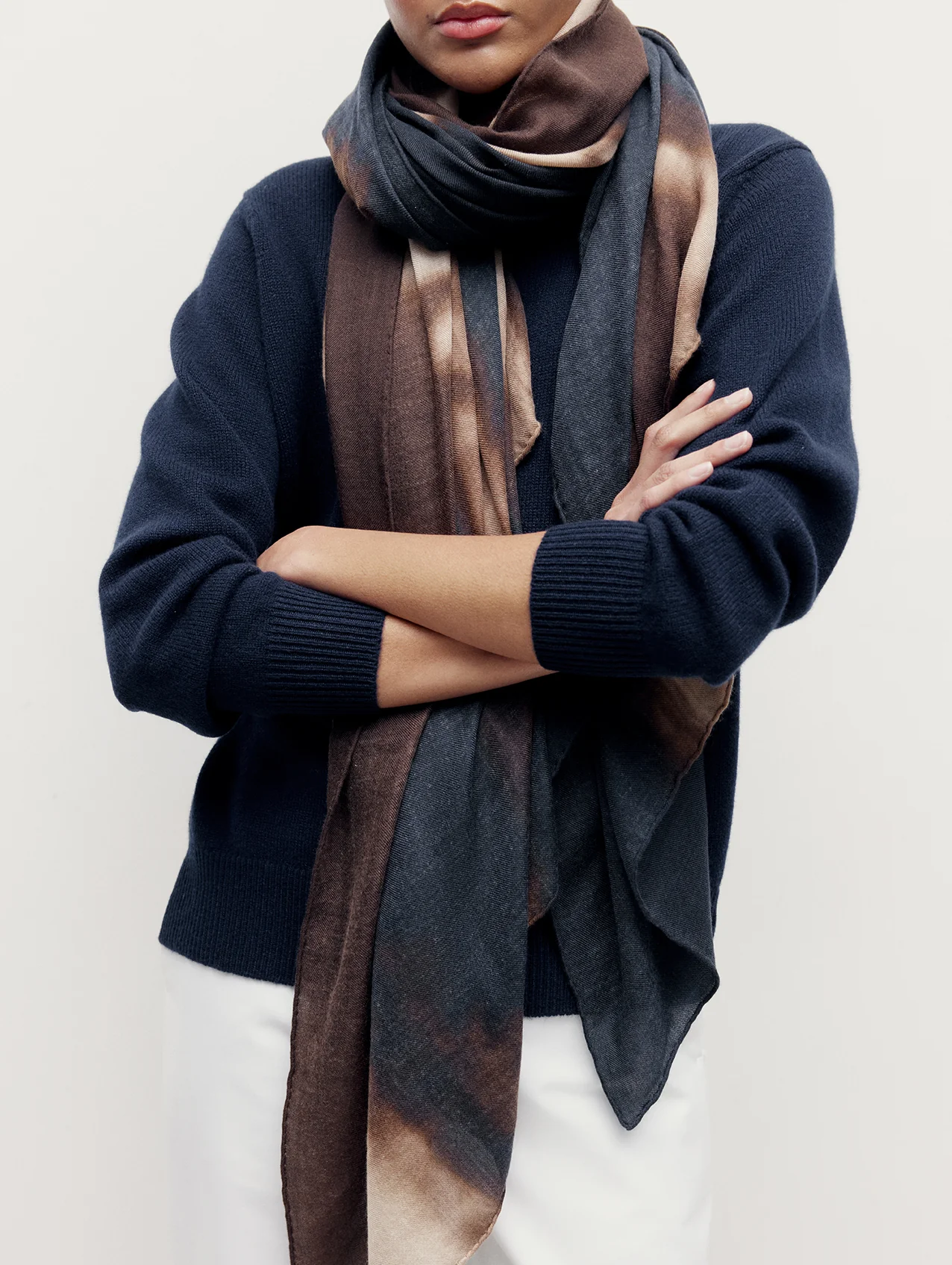 Le Grand Scarf - Image 8