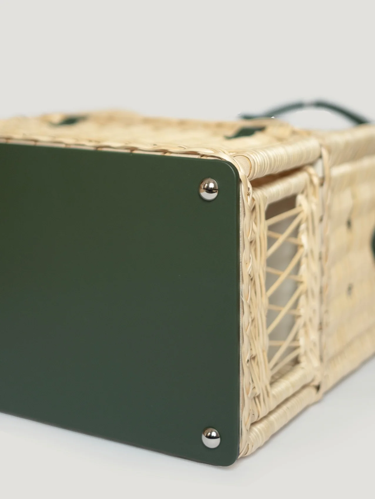 The Connolly Picnic Basket - Image 11