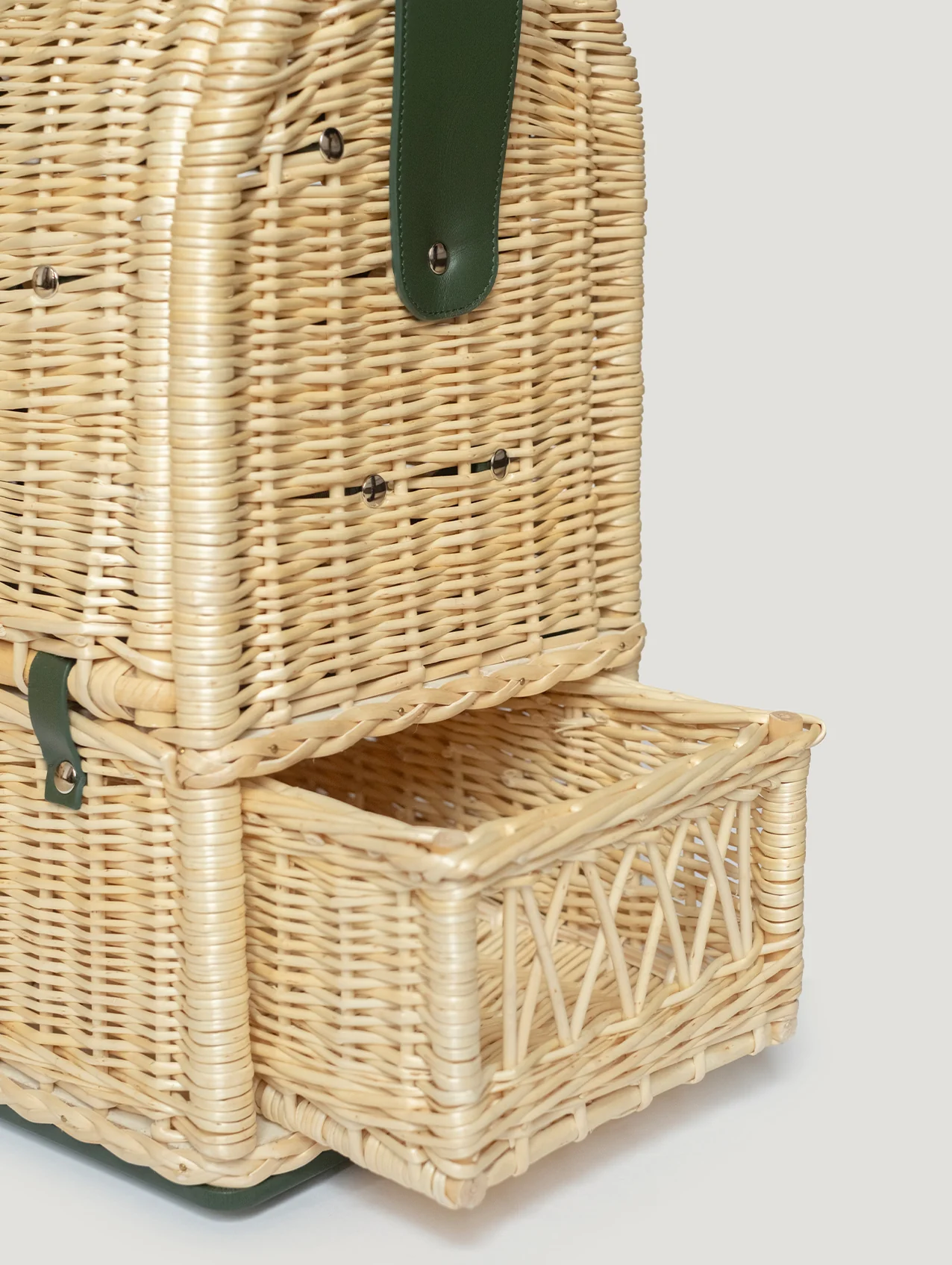 The Connolly Picnic Basket - Image 13