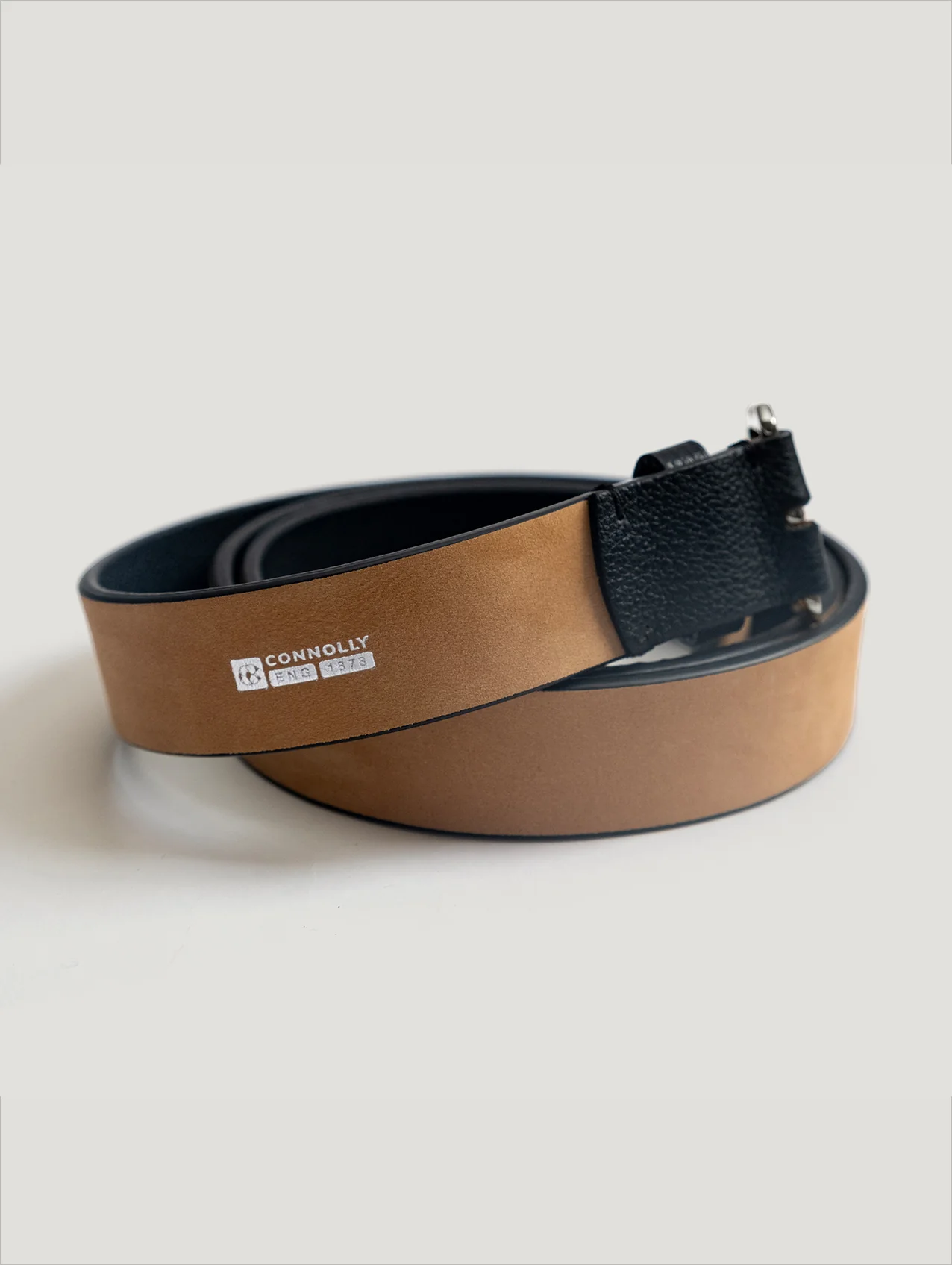 Black Grain Silver Shield Buckle Belt - Image 3