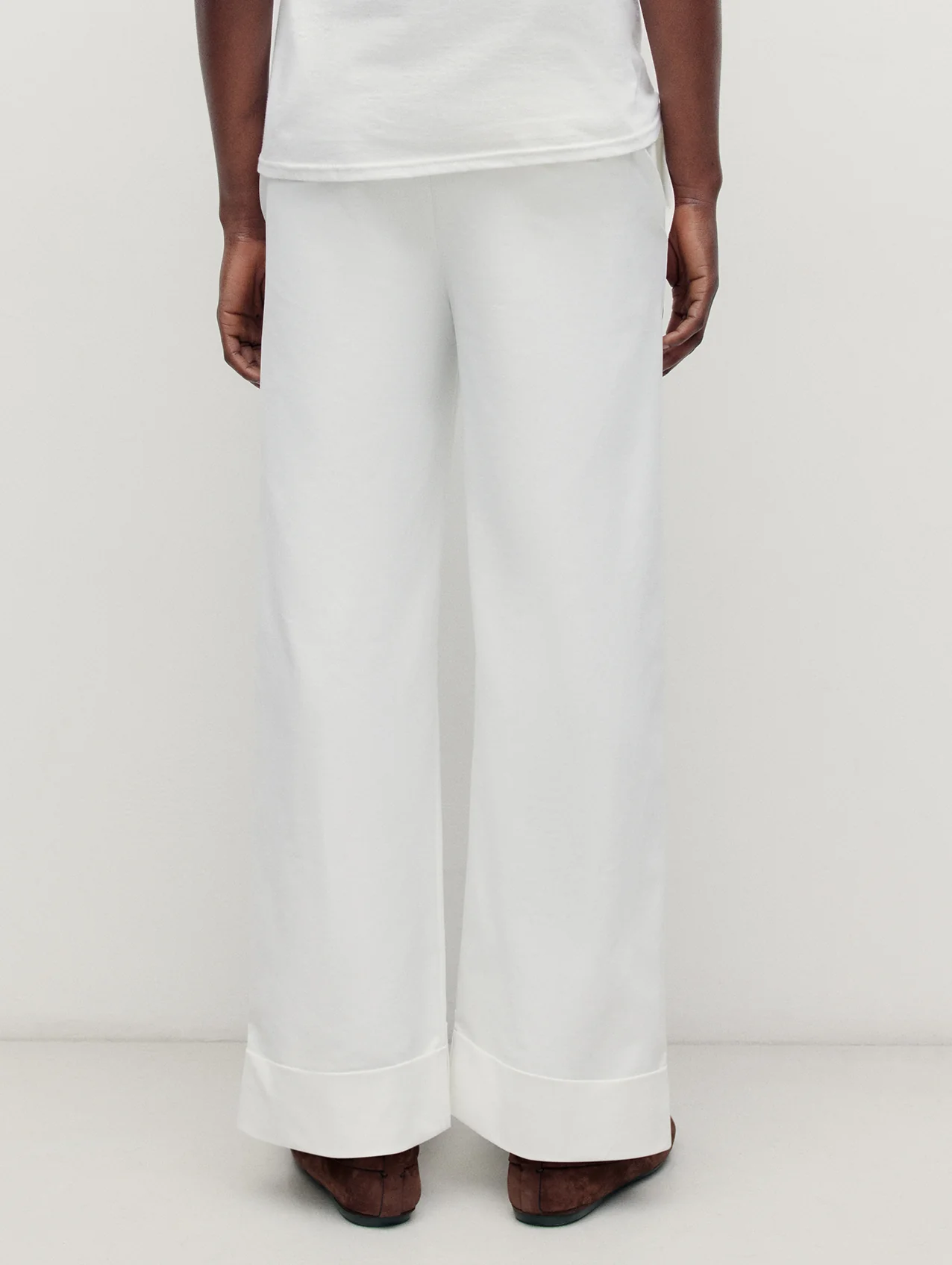 Port Trousers - Image 13