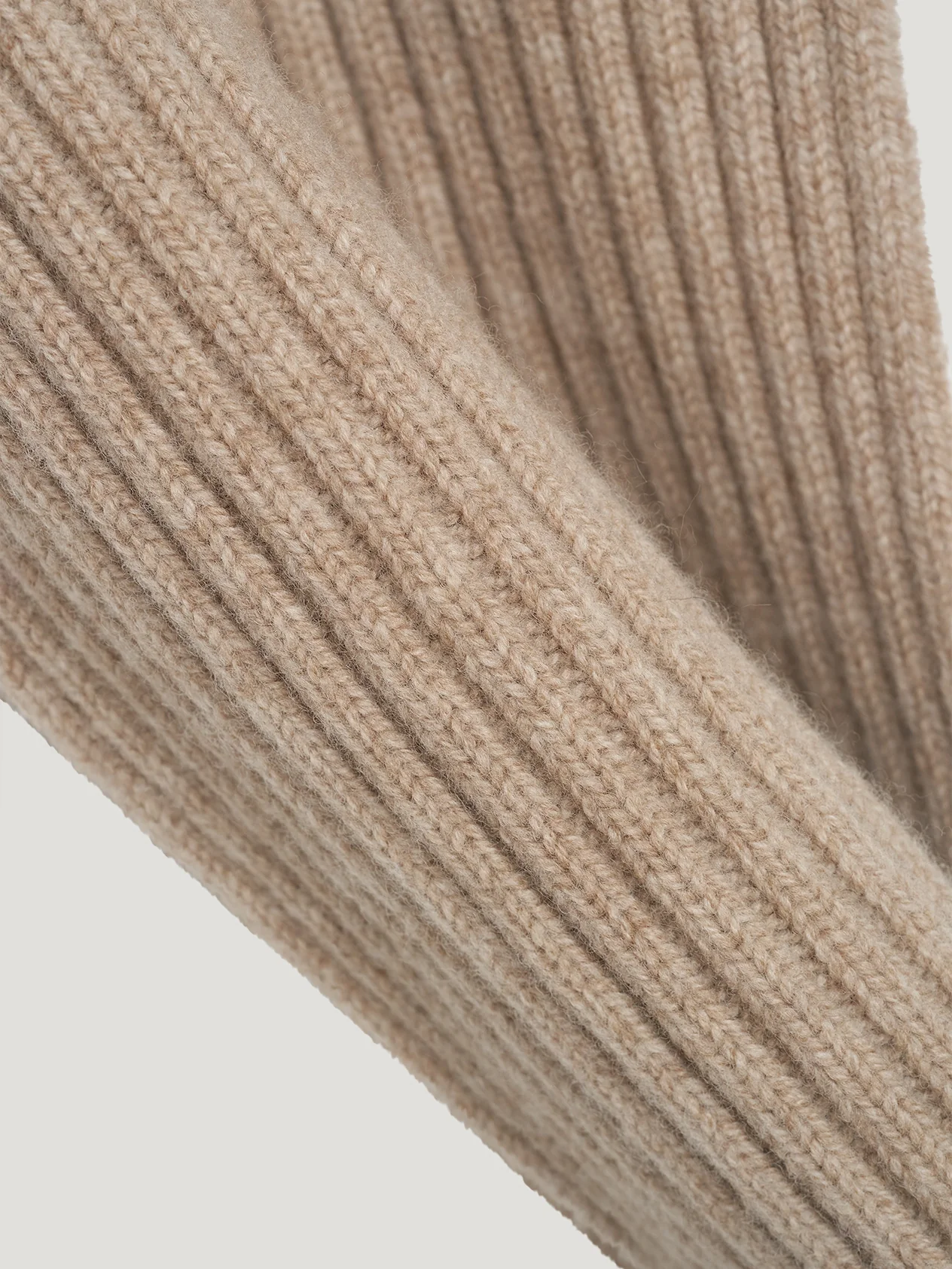 Natural Scapa Scarf - Image 2