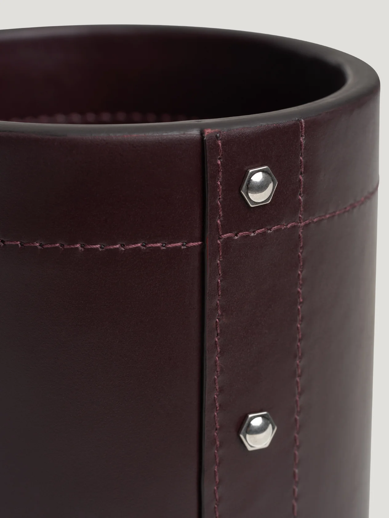 Burgundy Small Pen Pot - Image 3