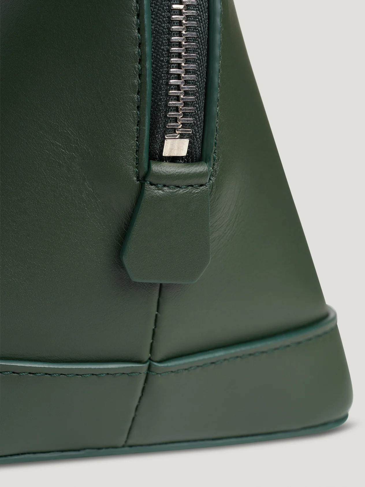 Green Small Washbag - Image 3