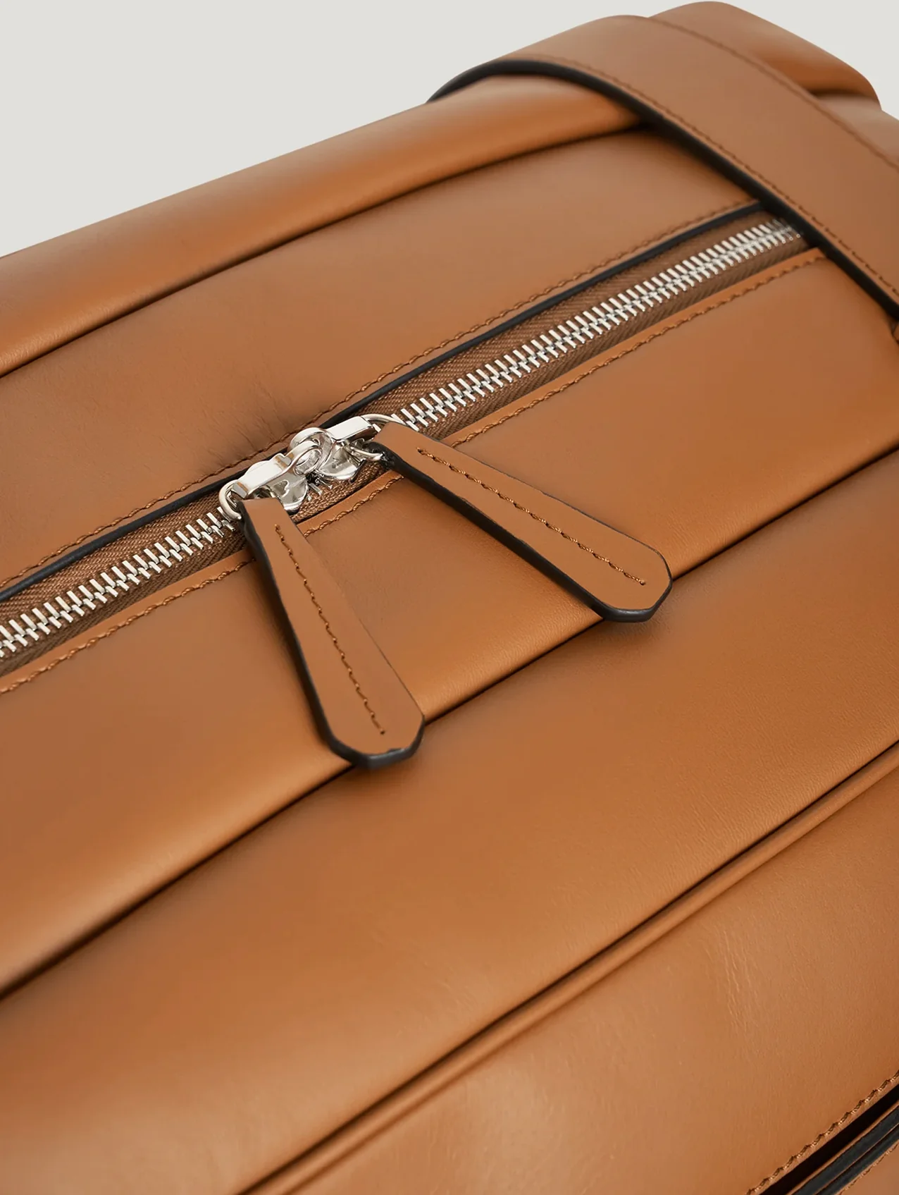 Dark Tan Sports Grip Bag with Badges - Image 8