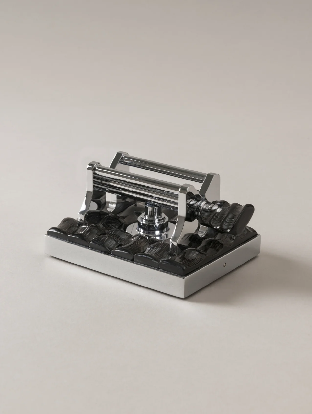 Chrome and Oryx Toothpaste Squeezer - Image 2